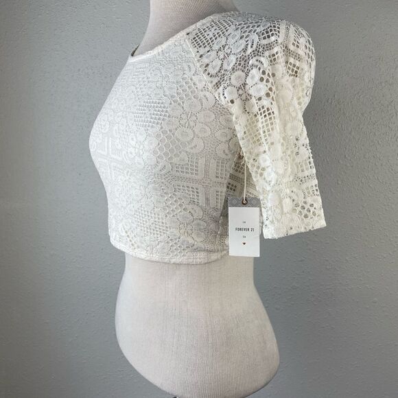 NWT Forever 21 Cream Lace Crop Top Size S - Picture 3 of 7